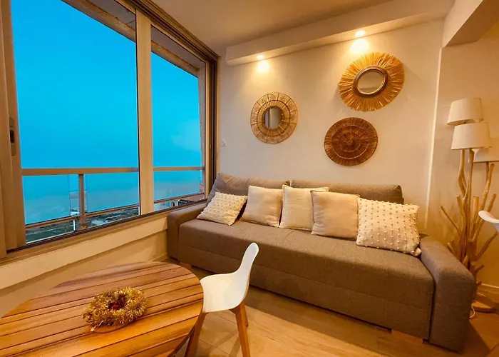 Front De Renove Le Barcarès