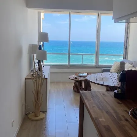 Front De Renove Le Barcares