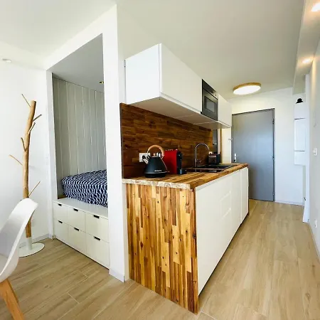 Front De Renove