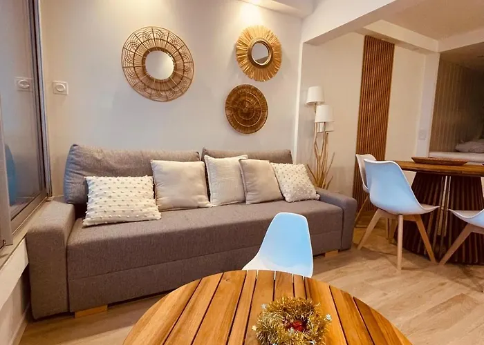 Front De Renove Lägenhet